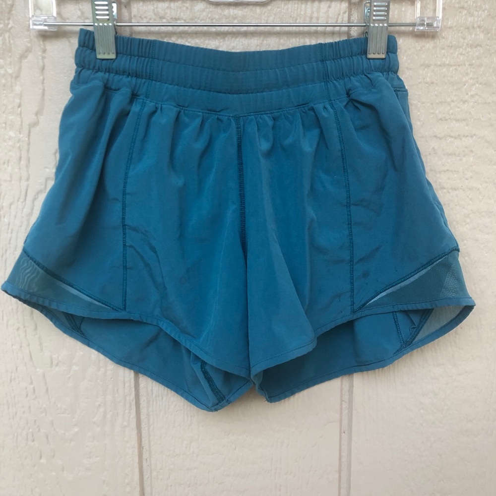 Lululemon Hotty Hot Shorts II 4’’